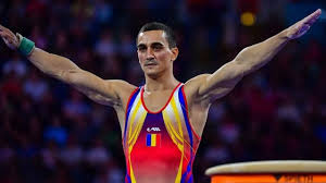 Marian drăgulescu a obţinut o medie de 14733 la sărituri, la campionatelor europene de gimnastică artistică petrom, masculin. Fabulosul Marian DrÄƒgulescu La A 5 A OlimpiadÄƒ Elita Romaniei