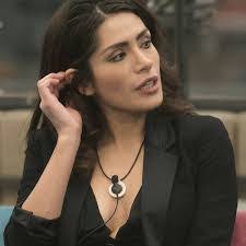 Miriam Solo's Instagram, Twitter & Facebook