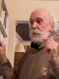 Man inherits 40K books from his family, opens bookstore in his home