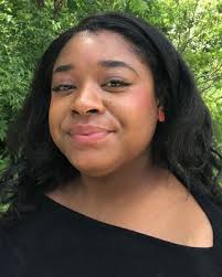 Kiana Armstrong's Instagram, Twitter & Facebook