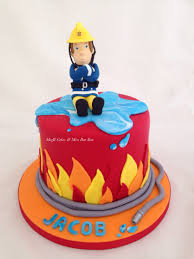 Fireman Sam Cake Feuerwehrmann Sam Kuchen Tortendeko Kuchen Mit Fondant