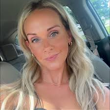 Are there any restaurant that sell peanut butter & jelly? Whether it's  regular ol pb&j or elevated ones? I've got a picky eater who would think it  was so cool if he