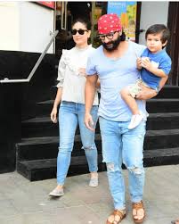 Taimur Goes Out On Ice Cream Date With Parents Kareena Kapoor And Saif Ali Khan To Beat The Heat Hungryboo Kareena Kapoor Saif Ali Khan Going Out