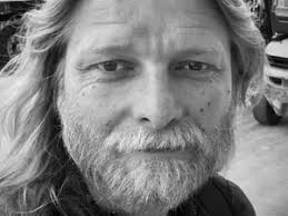 A Heads Up with Duncan Riley