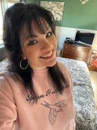 IMPORTANT ANNOUNCEMENT*** It is with much thought and a little sadness that  I am making the decision to step back from cookie making for a time. Over  the last year or so