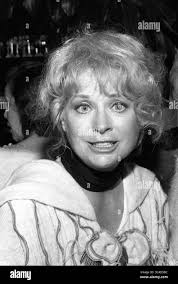 Lois nettleton hi-res stock photography and images