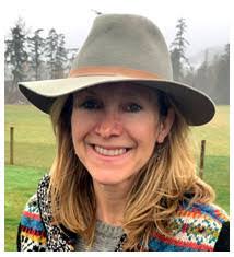 Jen Hutchison's Instagram, Twitter & Facebook