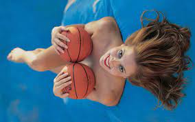 Who Was Jeanie Buss Trying To Seduce Via Twitter? | Barstool Sports