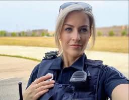 Patricia Ellis (@patricia.ellis9) • Threads, Say more