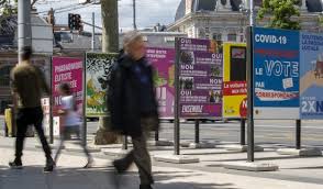 La chancellerie fédérale a annoncé mercredi que le comité référendaire avait déposé en janvier 97 878 signatures, dont 90 789 étaient valables. Ylxrezpmk2eh5m