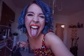 I came out as non-binary a year ago. Here is my experience.