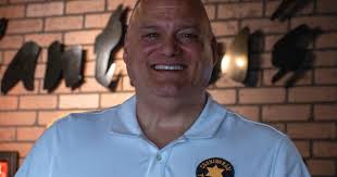 Roger Cunningham's Instagram, Twitter & Facebook