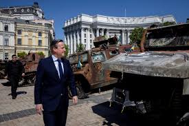 David Cameron: Ukraine can use UK's long-range missiles to hit Russia