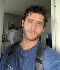 Anthony Spence's Instagram, Twitter & Facebook