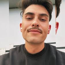 Austin Sparrow (@austigs) • Instagram photos and videos