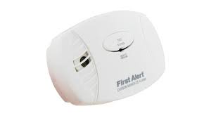 The greatest advantage of first alert carbon monoxide detector is the ability to filter false alarms. First Alert Plugin Carbon Monoxide Alarm With Battery Backup Co605 Eco Building Products