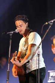 Kane was een nederlandse rockband, die actief was tussen 1998 en 2014.de band bestond voornamelijk uit de twee oorspronkelijke leden dinand woesthoff (zanger) en dennis van leeuwen (gitarist). 33 Ideeen Over Dinand Woesthoff Kane Zangers Rockbands Gitarist