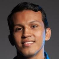 20+ perfiles de «Luis Tobar»