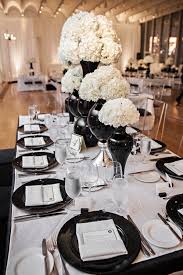 Choose black and white candles and candle holders, black vases with white flowers to decorate the spaces. Modern Black And White Museum Wedding Perfete Black And White Wedding Theme Black White Parties Black White Wedding