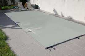 Bache A Barres Safecover Plus En Stock Misterliner