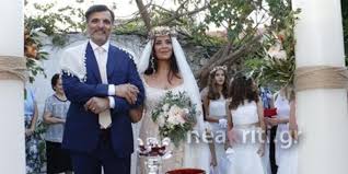 Ευτυχισμένη είναι η κρητικιά ηθοποιός, μαρία τζομπανάκη, η οποία έγινε γιαγιά για πρώτη φορά. Pantreythke H Maria Tzompanakh Thn Paredwse Ston Gampro O Gios Ths Orfeas Aygoystidhs Eikones Zwh Iefimerida Gr
