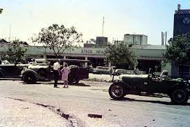 Vintage Cars Opposite The Stag S Head Hotel Nakuru In The Late 1960s Nakuru Historical Photos Vintage Cars