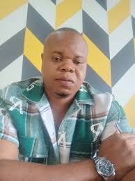 We Cry For The Dead And Keep Malice With The Living, Then Envy The  Successful And Avoid The Broke Ones. What An interesting Life we Live  🤷‍♂️🤷‍♂️🤷‍♂️ @everyone