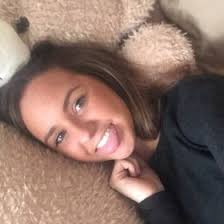 Amy Ledonne's Instagram, Twitter & Facebook