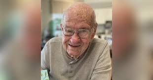 Donna Motes's Instagram, Twitter & Facebook