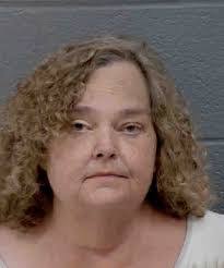 Tammy Moffett's Instagram, Twitter & Facebook