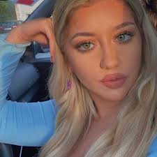 Zara Ryan (@zara_ryan_)