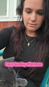 Lazy Sunday afternoons are the best 👌 #cortesfamily #sunday #lazy