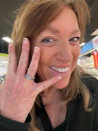 Supporting Small Businesses with Unique Jewelry