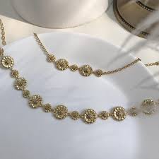 4.6 out of 5 stars. 90s Vintage Style Retro Classic Fashion Jewelry Lubelar