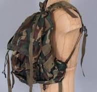 Vintage US militare mimetico zaino borsa a tracolla ...