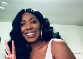 Review: Janet Collection "Gabriela"