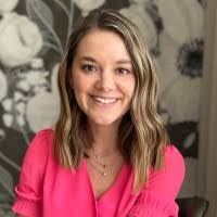 Katelyn Breen's Instagram, Twitter & Facebook