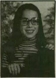 Diane Ricker's Instagram, Twitter & Facebook