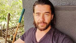 Steve Bacic (@stevebacicofficial) • Fotos y videos de Instagram