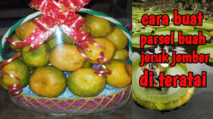 Cek cara membuat jus jeruk. Cara Membuat Parcel Buah Jeruk Cara Membuat Parsel Buah Jeruk Fruit Box Youtube
