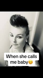 Erin Avery (@eryn2410)