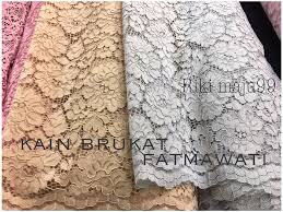 Dress brokat gold duyung panjang. 17 Jenis Jenis Kain Dan Karakteristiknya Bisa Jadi Panduan Belanja Pakaian Online Rumah123 Com