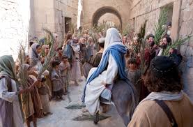 It celebrates jesus' arrival in jerusalem for the. Holy Week Palm Sunday Comeuntochrist