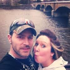 Best place to get big cinnamon rolls? 😊