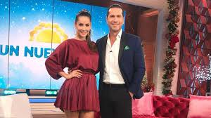 | next » clear your history Esposa De Gregorio Pernia Reacciono Al Beso Con Carmen Villalobos