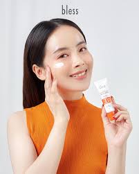 𝗕𝗹𝗲𝘀𝘀 𝗗𝗮𝗶𝗹𝘆 𝗕𝗿𝗼𝗮𝗱𝘀𝗽𝗲𝗰𝘁𝗿𝘂𝗺 𝗦𝘂𝗻𝘀𝗰𝗿𝗲𝗲𝗻 ❤️ ☀️  Sunscreen yang tidak bikin kulit wajah kamu terlihat kusam dan juga tidak  meninggalkan rasa lengket di kulit #blessskincare #blesssunscreen  #broadspectrumsunscreen ...