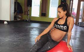 Só que mais uma vez ela não deixou de ir ao ginásio, mas foi a irmã a partilhar algumas imagens. Carolina Patrocinio Prestes A Ser Mae Aos 9 Meses De Gravidez Apresentadora Ja Tem Contracoes Nova Gente