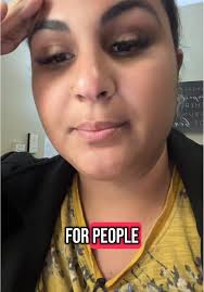 Claudette, LMHC (@claudettetalks)