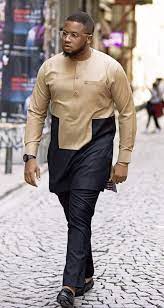 Mkuu sizinga wewe ni jamii ya kanjanja.please acha kucheza na fani za watu.just ushauri tuu coz hizo kazi zinafanywa na professionals waliosomea. Royal Fashion Tanzania Tazama Mitindo Mingine Mipya Ya Kiume Hii Hapa