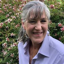 Patty Bear's Instagram, Twitter & Facebook